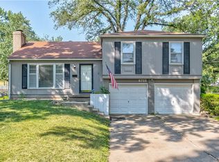 6710 Hadley St, Overland Park, KS 66204