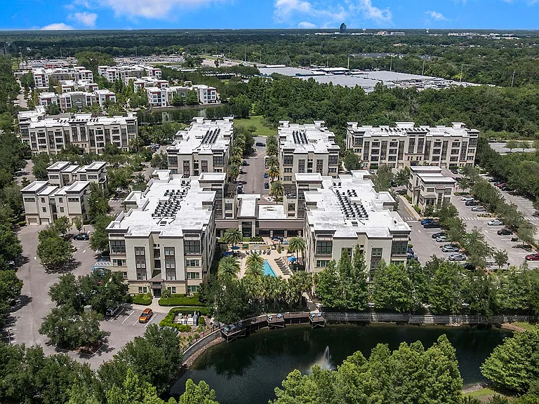 Nine12 Gateway Apartments — Photo 41
