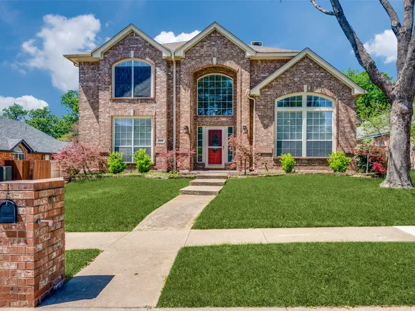 8421 Parkdale Dr, North Richland Hills, TX 76182