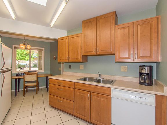 5th image of 13814 N 108th Dr