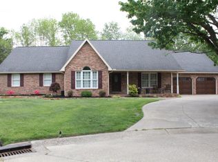 9841 Brookview Ct, Evansville, IN 47711