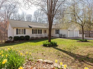 230 Foxridge Dr, Springville, IN 47462