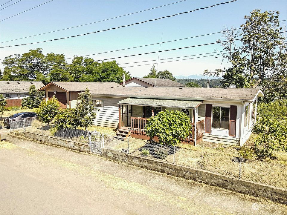 1st image of 646 Ellinor Ave