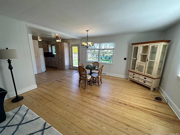3rd image of 2670 Boisseau Ave