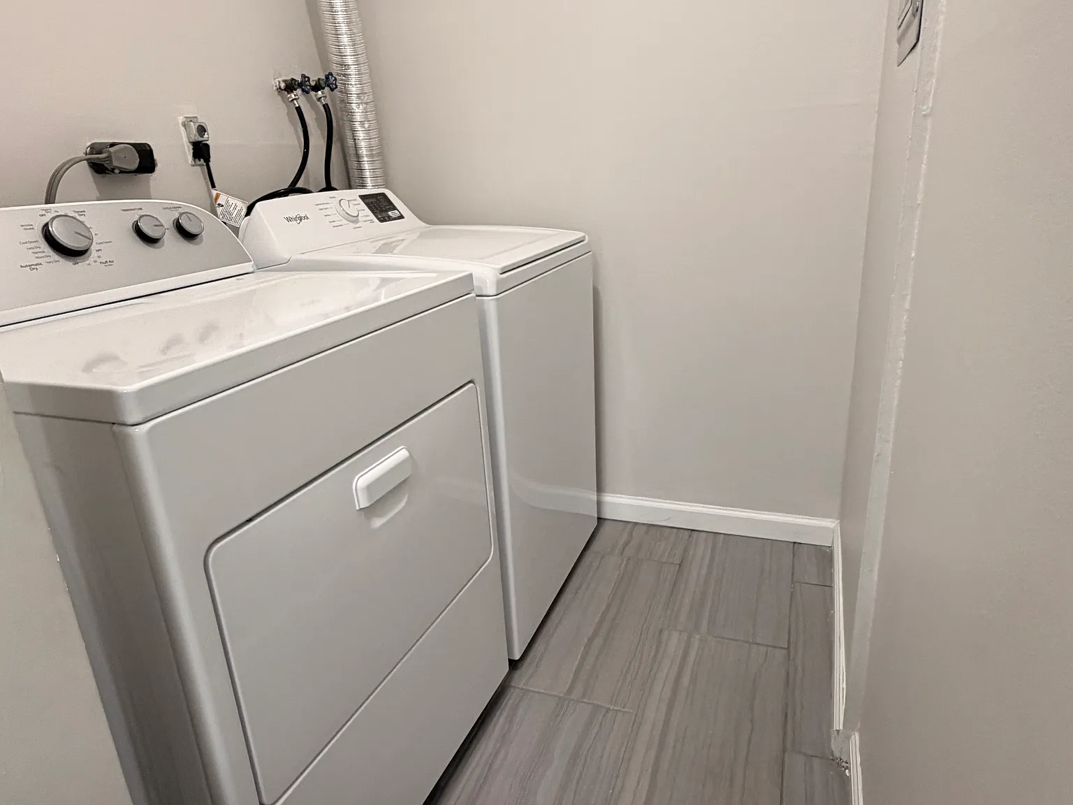 2 bed, 1.5 bath, 1150 sqft, $2,195 — Photo 4