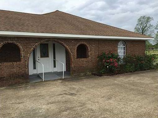 1st image of 830 McKeithen Dr