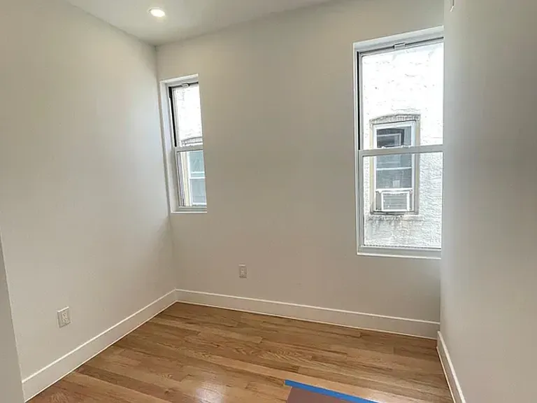 1650 Norman St #2F — Photo 5