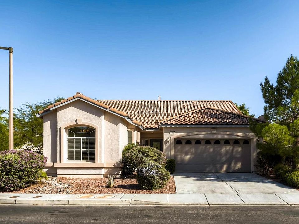 1st image of 2762 Gallant Hills Dr