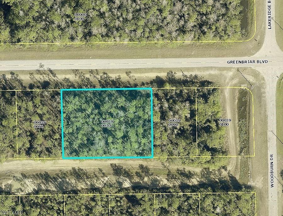 1st image of 213 Greenbriar Blvd