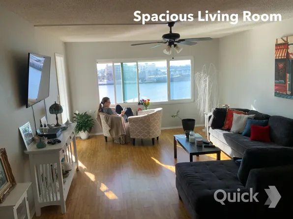 4600 Cove Cir, Saint Petersburg, FL