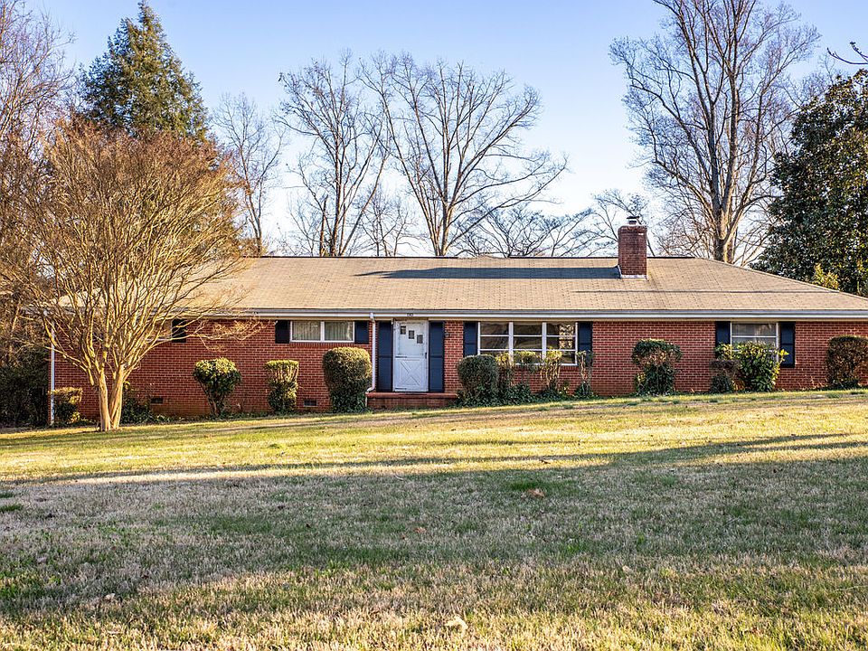 1st image of 2363 Skyview Dr