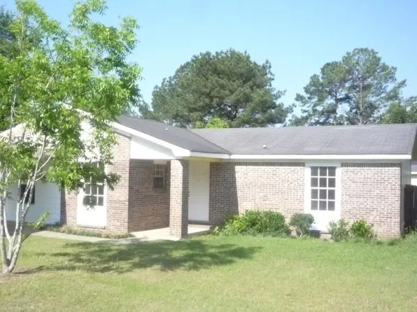328 Canterbury Farm Rd, Midland City, AL 36350