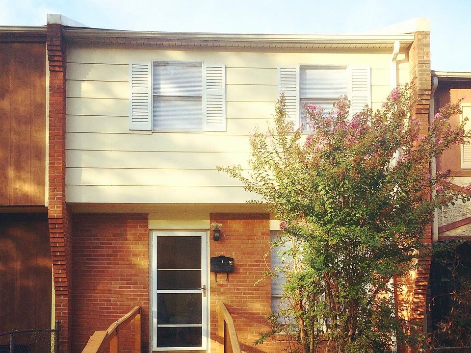 1st image of 2144 Elkridge Ln