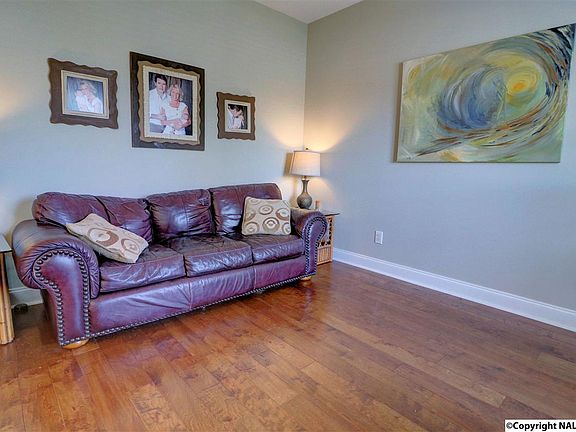 5th image of 6712 Zach Ln SE