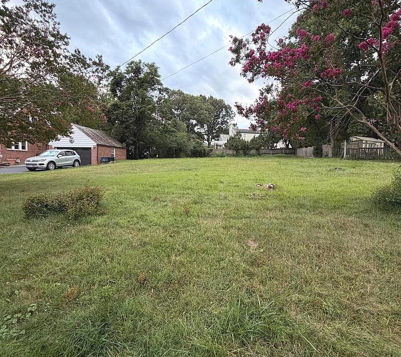1st image of 10306 Naglee Rd