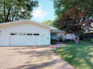 4420 Country Manor Ct, Decatur, IL 62521