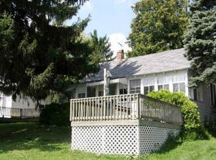 5003 W Flanders Rd, McHenry, IL 60050