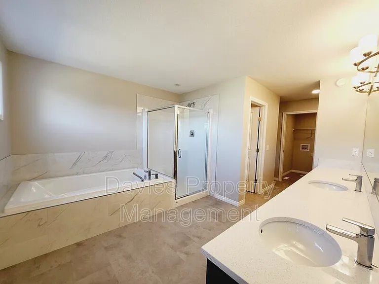 15836 30th Ave SW — Photo 13