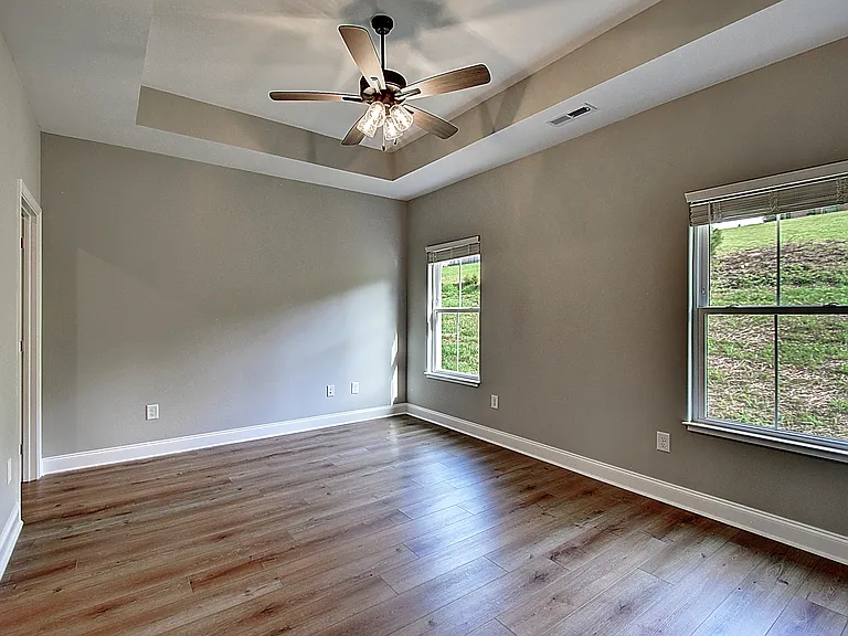 209 University Pkwy #41 — Photo 28