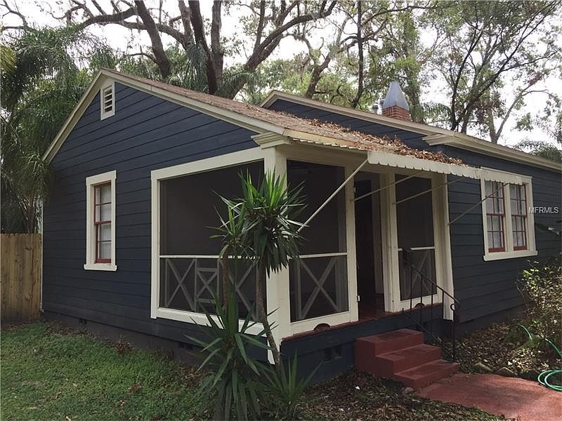 1st image of 601 Daniels Ave