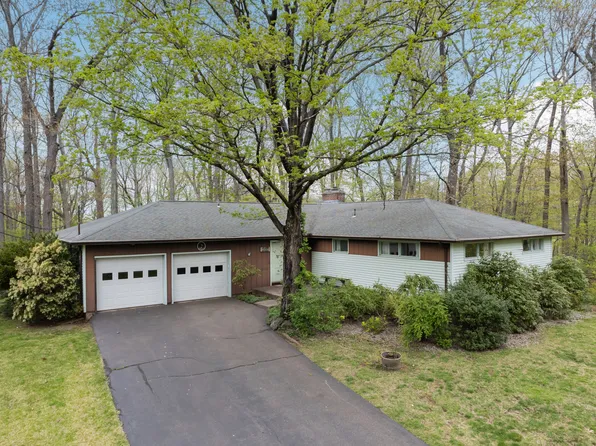 78 Daffodil Lane, Meriden, CT 06450