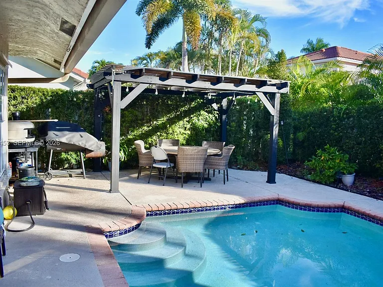 1352 NW 129th Way — Photo 18
