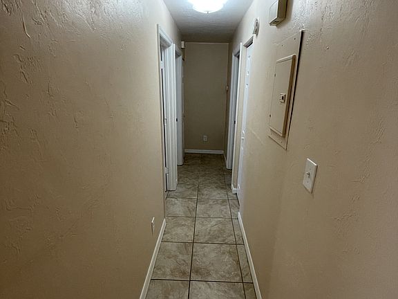 4th image of 28 N Whitney St #11255911