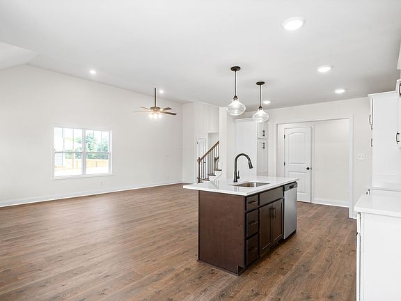 5th image of 1368 Harmon Ln Lot 89