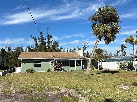 2nd image of 3471 Papaya St