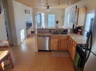 415 Rosemont Ave NE, Albuquerque, NM 87102