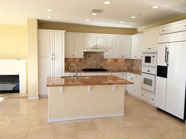 2312 Costa Rugosa — Photo 7