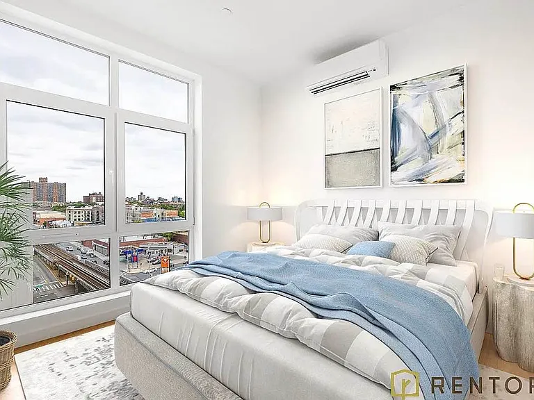 1875 Atlantic Ave #305K — Photo 3