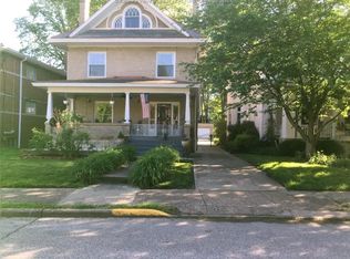 1585 Virginia St E, Charleston, WV 25311