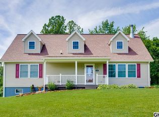 15 Lisburn Rd, Wellsville, PA 17365