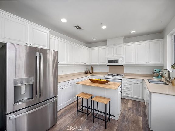3rd image of 11816 Ranunculo Ct