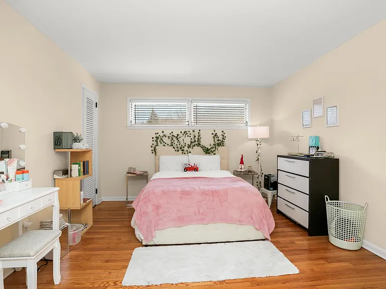 65 Banks Rd — Photo 10