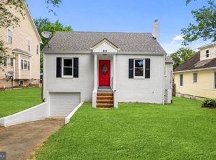 875 N Greenbrier St, Arlington, VA 22205