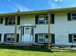 34 Bradbury Rd #2C, New Milford, CT 06776