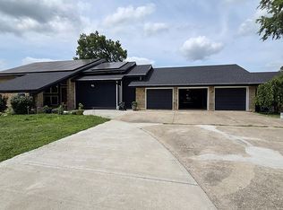 23600 E 88th St, Lees Summit, MO 64064
