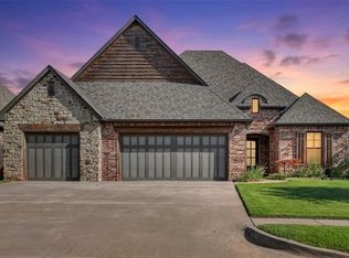 3032 Drake Crest Dr, Edmond, OK 73034