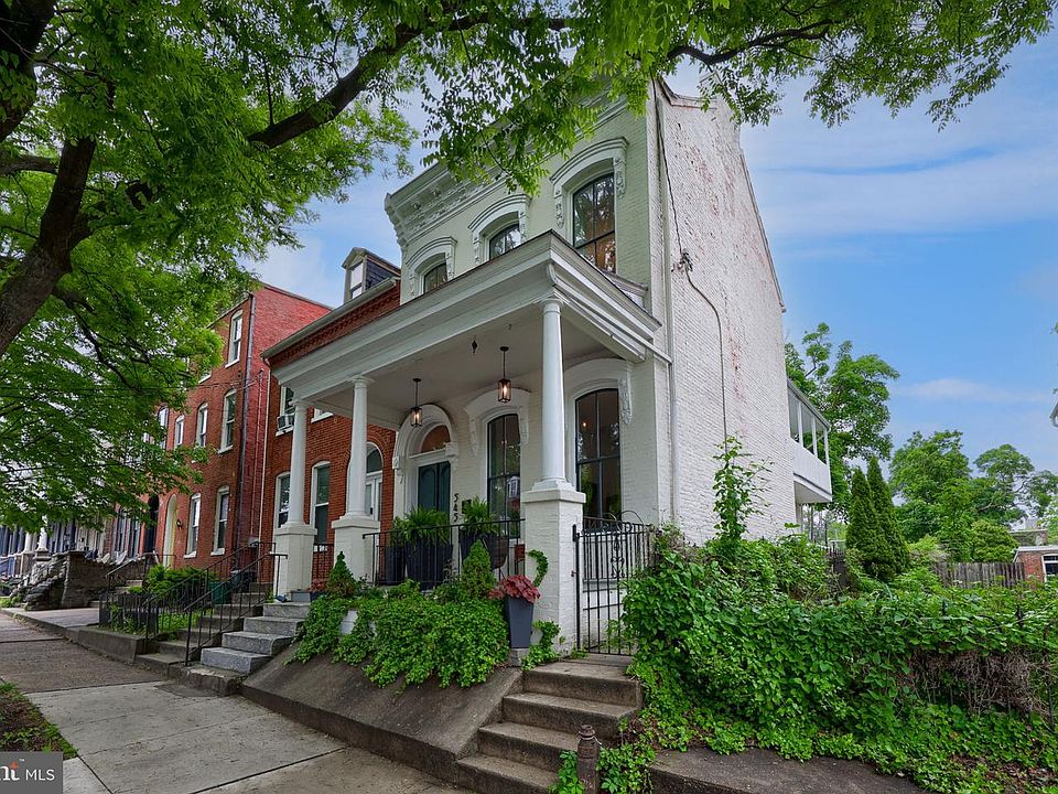 545 W Orange St, Lancaster, PA 17603 | Zillow