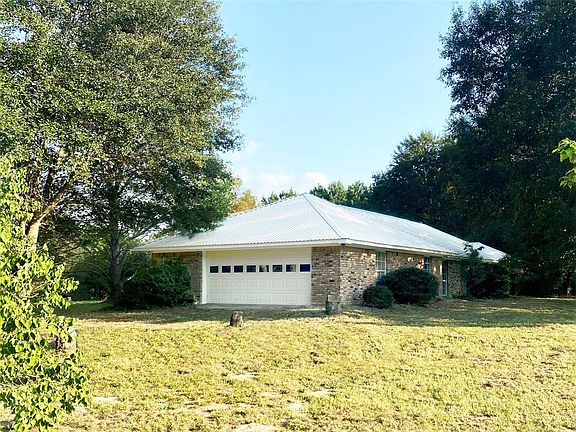 2nd image of 886 County Road 811