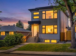 421 NE Hendon Dr NW, Calgary, AB T2K2A1