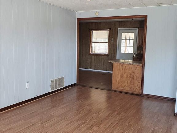 4th image of 2301 NW 20th St