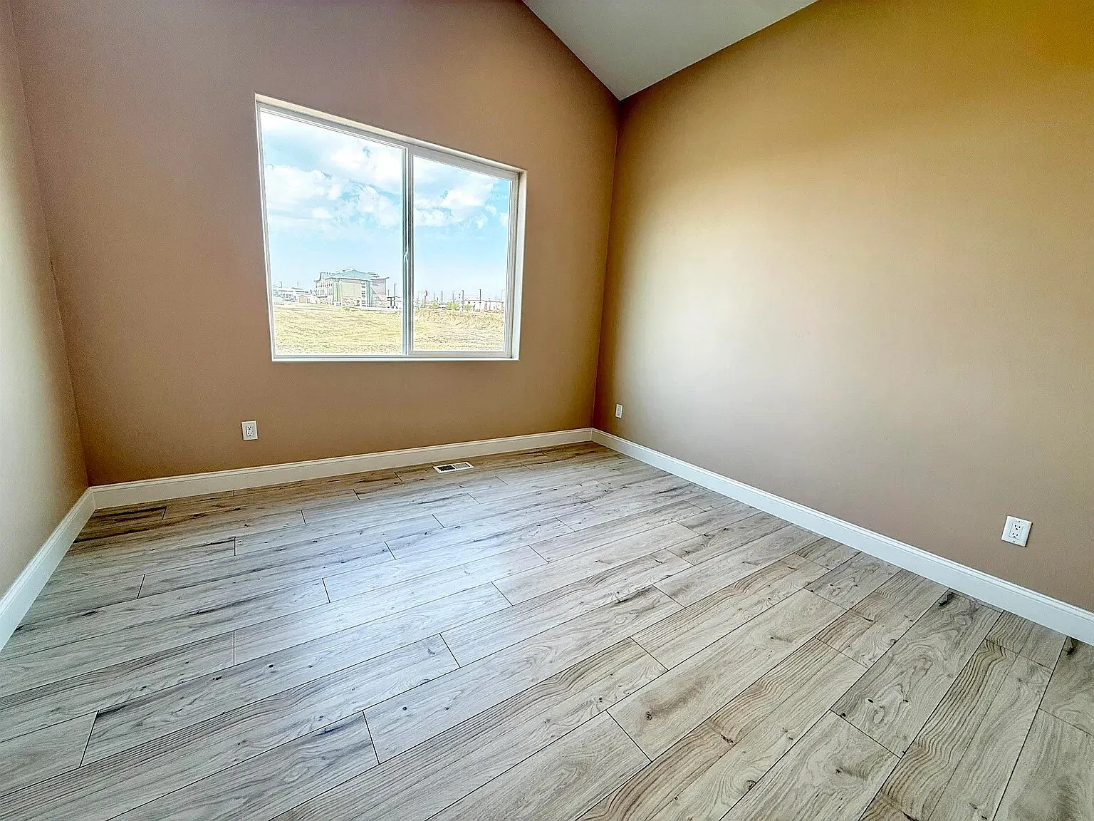 3107 West Laux Drive - 1 — Photo 3