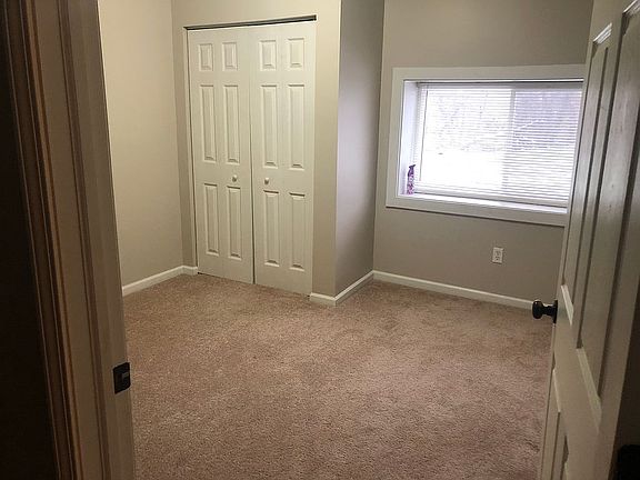2nd image of 4873 S Ridge Rd