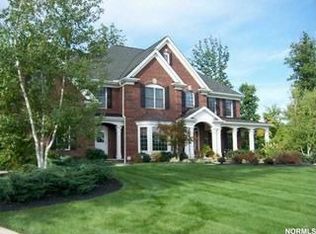 1834 Whisper Bluff Trl, Hinckley, OH 44233