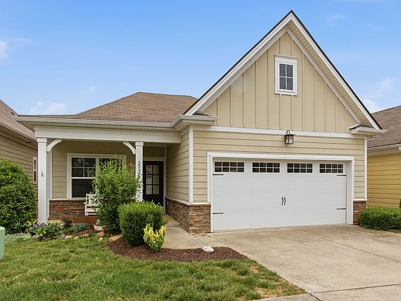 3rd image of 2532 Hanover Dr