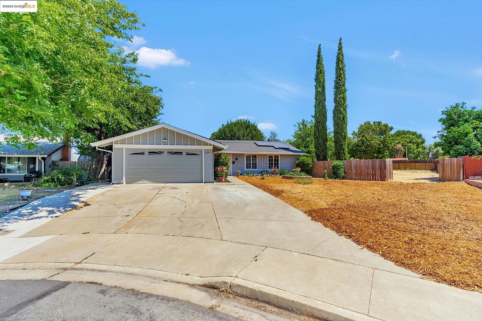 3125 Jackson Pl photo 1