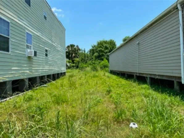 1821 Saint Ann St, New Orleans, LA 70116